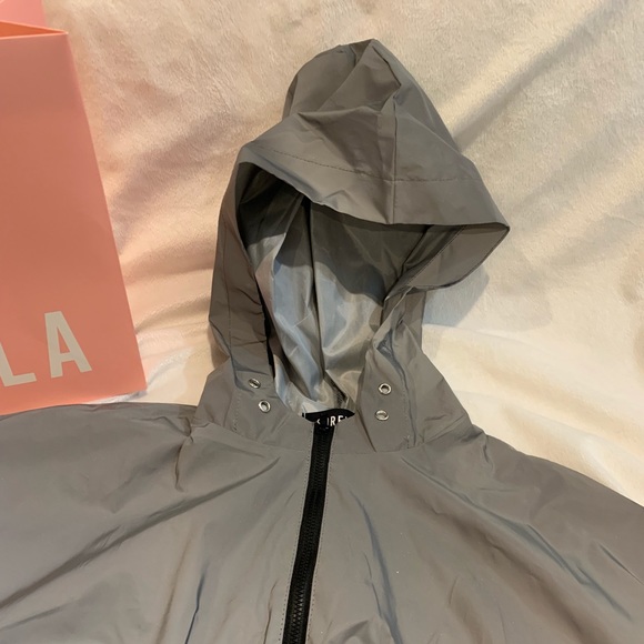 Sorella  reflective gray jacket - Picture 4 of 4